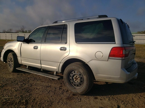 2016 Lincoln Navigator Select with VIN 5LMJJ2HT8GEL04128, listed as a Copart auction lot 44029055 with 0 mi miles and Salvage Title. Bid and sale history available at carsss.com. Image 2.