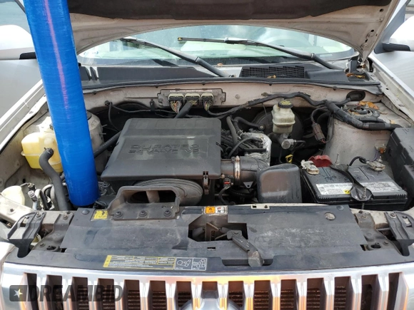 2010 Mercury Mariner Premier with VIN 4M2CN8HG3AKJ06165, listed as a Copart auction lot 50501905 with 229,937 mi miles and Salvage title. Bid and sale history available at DreamBid. Image 12.
