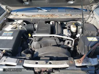 2005 Chevrolet TrailBlazer LT with VIN 1GNDT13S452289799, listed as a IAAI auction lot 41673167 with 198,709 mi miles. Bid and sale history available at carsss.com. Image 10.
