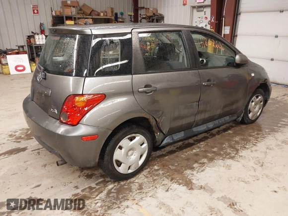 2004 Scion xA z VIN JTKKT624540072524, wystawiony jako IAAI lot #41862606 z przebiegiem 141 147 mil mil oraz . Historia ofert i sprzedaży dostępna na DreamBid. Obrazek 4.