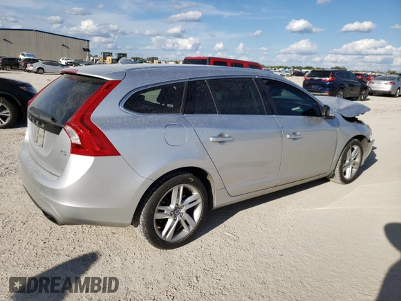 2015 Volvo V60 T5 Drive-E Premier with VIN YV140MEB3F1190649, listed as a Copart auction lot 71019093 with 82,813 mi miles. Bid and sale history available at carsss.com. Image 3.