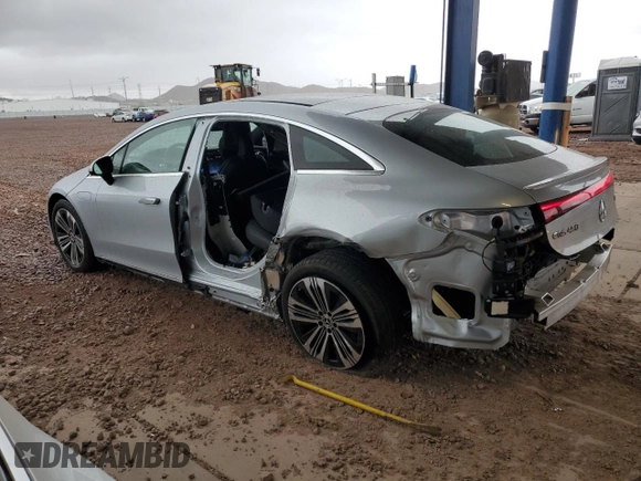 2024 Mercedes-Benz EQS 450 z VIN W1KCG2EB9RA046776, wystawiony jako Copart lot #49003545 z przebiegiem 3 277 mil mil oraz Szkoda całkowita • Salvage title. Historia ofert i sprzedaży dostępna na DreamBid. Obrazek 2.