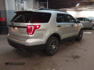 2017 Ford Explorer Sport with VIN 1FM5K8GT5HGA03358, listed as a IAAI auction lot 41626008 with 94,854 mi miles and . Bid and sale history available at carsss.com. Image 4.