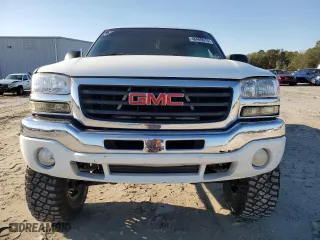 2004 GMC Sierra 1500 SLT with VIN 1GTEK19T54E331992, listed as a Copart auction lot 48469015 with 259,759 mi miles and Salvage Title. Bid and sale history available at carsss.com. Image 5.