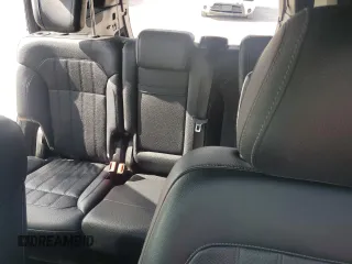 2017 Mercedes-Benz GLS 450 z VIN 4JGDF6EE4HA909349, wystawiony jako Copart lot #55535535 z przebiegiem 57 360 mil mil oraz Szkoda całkowita • Salvage title. Historia ofert i sprzedaży dostępna na DreamBid. Obrazek 10.