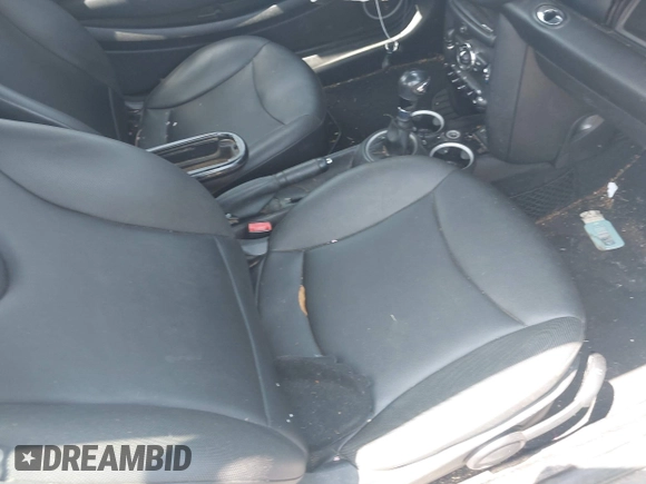 2014 MINI Convertible с VIN WMWZN3C51ET569556, выставлен на аукционе IAAI как лот 42176151 с пробегом 158 846 миль миль и . История ставок и продаж доступна на DreamBid. Изображение 5.