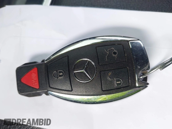 2018 Mercedes-Benz C 300 with VIN 55SWF4JB8JU251768, listed as a IAAI auction lot 41276662 with 99,045 mi miles and . Bid and sale history available at carsss.com. Image 11.