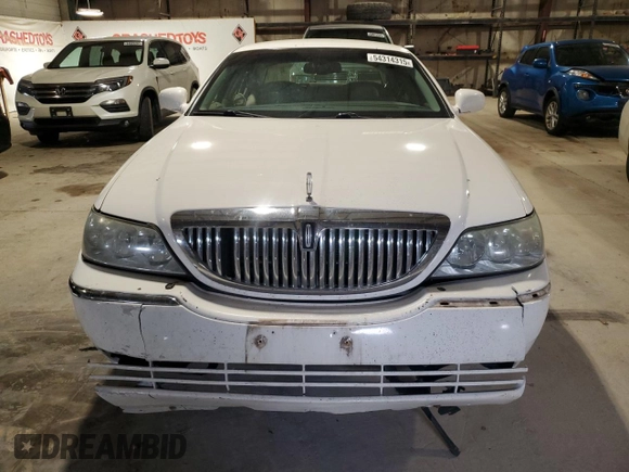 2007 Lincoln Town Car Signature с VIN 1LNHM81V97Y631594, выставлен на аукционе Copart как лот 54314315 с пробегом 293 930 миль миль и Списание • Salvage title. История ставок и продаж доступна на DreamBid. Изображение 5.
