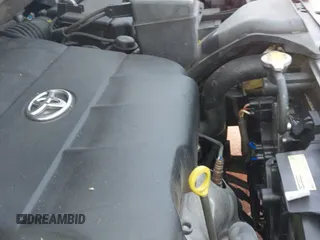 2014 Toyota Sienna XLE z VIN 5TDYK3DC5ES447379, wystawiony jako IAAI lot #42959110 z przebiegiem 139 032 mil mil oraz . Historia ofert i sprzedaży dostępna na DreamBid. Obrazek 17.