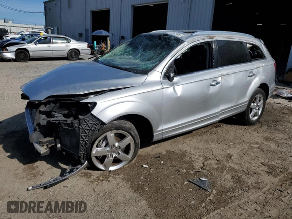 2014 Audi Q7 3.0T Premium Plus with VIN WA1LGAFE0ED004917, listed as a Copart auction lot 51525705 with 157,036 mi miles and Salvage Title. Bid and sale history available at carsss.com. Image 1.