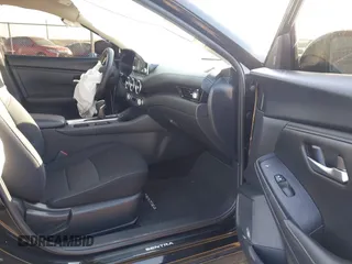 2024 Nissan Sentra SV with VIN 3N1AB8CV5RY231843, listed as a IAAI auction lot 42069460 with 11,619 mi miles and . Bid and sale history available at DreamBid. Image 5.