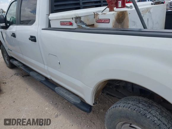 2018 Ford F-250 XL with VIN 1FT7W2BT2JEC78080, listed as a IAAI auction lot 42560676 with 239,286 mi miles and . Bid and sale history available at DreamBid. Image 3.