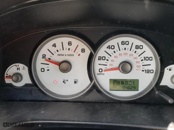 2006 Ford Escape XLT with VIN 1FMCU03186KA77066, listed as a Copart auction lot 48992595 with 194,629 mi miles and Salvage Title. Bid and sale history available at carsss.com. Image 9.