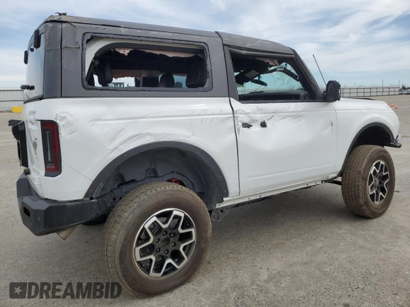 2022 Ford Bronco с VIN 1FMDE5CP9NLA76116, выставлен на аукционе Copart как лот 49716545 с пробегом 56 654 миль миль и Списание • Salvage title. История ставок и продаж доступна на DreamBid. Изображение 3.