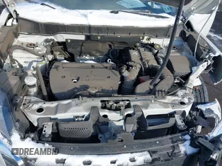 2021 Mitsubishi Outlander ES z VIN JA4APUAU0MU003918, wystawiony jako IAAI lot #41376793 z przebiegiem 30 940 mil mil oraz . Historia ofert i sprzedaży dostępna na DreamBid. Obrazek 10.