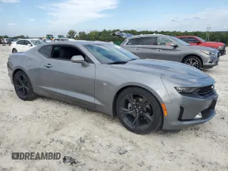 2022 Chevrolet Camaro 1LT with VIN 1G1FB1RS9N0110897, listed as a Copart auction lot 70228304 with 28,428 mi miles and Salvage Title. Bid and sale history available at carsss.com. Image 4.
