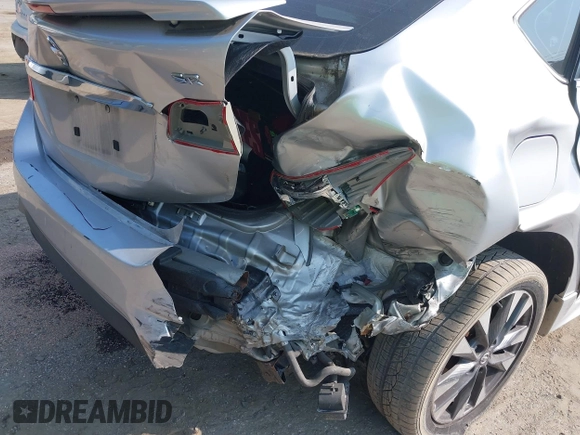 2017 Nissan Sentra S with VIN 3N1AB7AP6HY333553, listed as a IAAI auction lot 40118143 with 77,301 mi miles and . Bid and sale history available at DreamBid. Image 6.