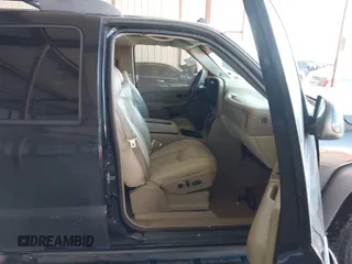 2005 Chevrolet Tahoe Z71 with VIN 1GNEC13T95R220708, listed as a IAAI auction lot 42081816 with 183,639 mi miles and . Bid and sale history available at DreamBid. Image 5.