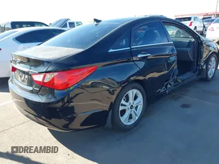 2012 Hyundai Sonata SE z VIN 5NPEC4AC6CH423122, wystawiony jako IAAI lot #41879178 z przebiegiem 64 681 mil mil oraz . Historia ofert i sprzedaży dostępna na DreamBid. Obrazek 4.