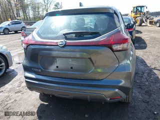 2021 Nissan Kicks S with VIN 3N1CP5BV6ML498831, listed as a IAAI auction lot 41963696 with 54,037 mi miles. Bid and sale history available at carsss.com. Image 17.
