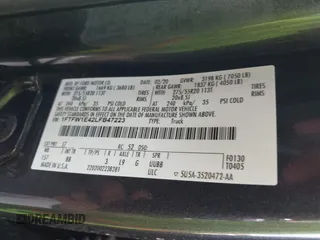 2020 Ford F-150 XL z VIN 1FTFW1E42LFB47223, wystawiony jako IAAI lot #41832415 z przebiegiem 117 642 mil mil oraz . Historia ofert i sprzedaży dostępna na DreamBid. Obrazek 9.