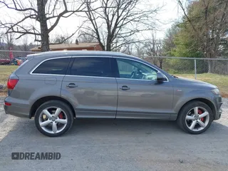 2013 Audi Q7 S line Prestige с VIN WA1DGAFE8DD012301, выставлен на аукционе IAAI как лот 41768600 с пробегом 312 744 миль миль и . История ставок и продаж доступна на DreamBid. Изображение 13.