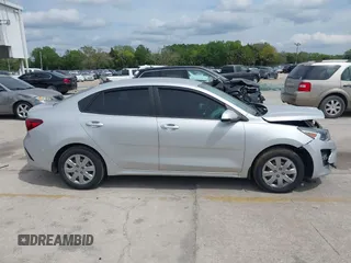 2021 Kia Rio LX with VIN 3KPA24AD1ME372886, listed as a IAAI auction lot 41876332 with 39,665 mi miles and . Bid and sale history available at DreamBid. Image 13.
