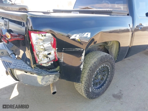 2012 Chevrolet Silverado 1500 LT with VIN 1GCPKSE70CF173450, listed as a IAAI auction lot 41588645 with 172,995 mi miles. Bid and sale history available at carsss.com. Image 6.