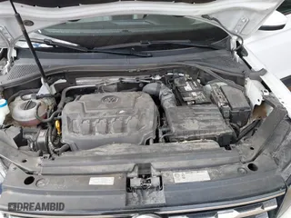 2018 Volkswagen Tiguan SEL with VIN 3VV3B7AX0JM001709, listed as a IAAI auction lot 41702672 with 146,499 mi miles. Bid and sale history available at carsss.com. Image 10.