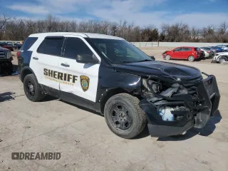 2017 Ford Police Interceptor Utility z VIN 1FM5K8AR0HGC25724, wystawiony jako Copart lot #43608095 z przebiegiem Nie podano mil oraz Szkody całkowita. Historia ofert i sprzedaży dostępna na DreamBid. Obrazek 4.