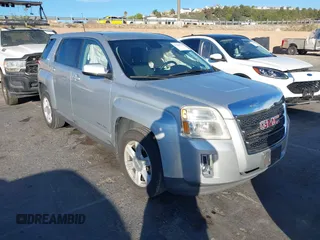 2015 GMC Terrain SLE z VIN 2GKALMEK6F6392855, wystawiony jako IAAI lot #41209733 z przebiegiem 98 910 mil mil oraz . Historia ofert i sprzedaży dostępna na DreamBid. Obrazek 1.