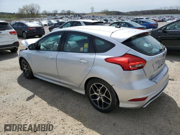 2015 Ford Focus SE with VIN 1FADP3K25FL312471, listed as a Copart auction lot 54981975 with 129,970 mi miles and Non Repairable. Bid and sale history available at carsss.com. Image 2.