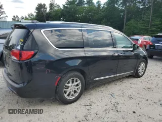 2020 Chrysler Pacifica Touring L with VIN 2C4RC1BG8LR133548, listed as a Copart auction lot 63272655 with 64,489 mi miles and Salvage title. Bid and sale history available at DreamBid. Image 3.