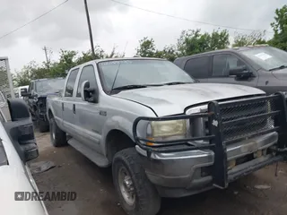2002 Ford F-350 XL with VIN 1FTSW31F02EB38462, listed as a IAAI auction lot 42088385 with 360,573 mi miles and . Bid and sale history available at DreamBid. Image 1.