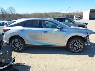 2023 Lexus RX 350 z VIN 2T2BAMCA2PC020568, wystawiony jako IAAI lot #41654203 z przebiegiem 8 516 mil mil oraz . Historia ofert i sprzedaży dostępna na DreamBid. Obrazek 13.