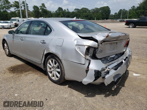 2007 Lexus LS 460 L with VIN JTHGL46F375001826, listed as a Copart auction lot 62425115 with 303,900 mi miles and Clean title. Bid and sale history available at DreamBid. Image 2.