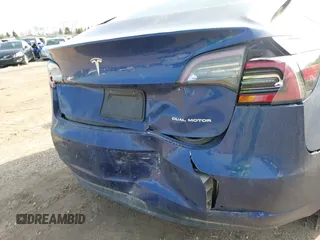 2019 Tesla Model 3 Long Range with VIN 5YJ3E1EB3KF408270, listed as a IAAI auction lot 41773713 with 78,519 mi miles. Bid and sale history available at carsss.com. Image 6.