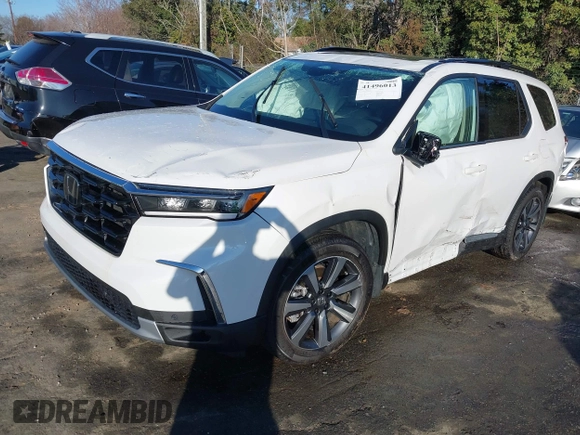 2024 Honda Pilot Touring with VIN 5FNYG2H7XRB016877, listed as a IAAI auction lot 41496013 with 18,213 mi miles and . Bid and sale history available at DreamBid. Image 2.