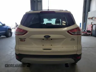 2015 Ford Escape SE with VIN 1FMCU9GX3FUB83917, listed as a Copart auction lot 52743405 with 130,783 mi miles and Clean Title. Bid and sale history available at carsss.com. Image 6.