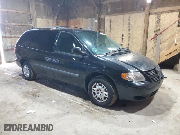 2005 Dodge Caravan SE z VIN 1D4GP24R45B245977, wystawiony jako Copart lot #58262555 z przebiegiem 254 176 mil mil oraz Czysty tytuł • Clean title. Historia ofert i sprzedaży dostępna na DreamBid. Obrazek 4.