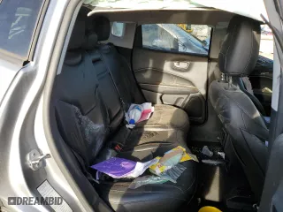 2019 Jeep Compass Limited with VIN 3C4NJCCB0KT662863, listed as a Copart auction lot 65089042 with 83,400 mi miles and Salvage Title. Bid and sale history available at carsss.com. Image 6.
