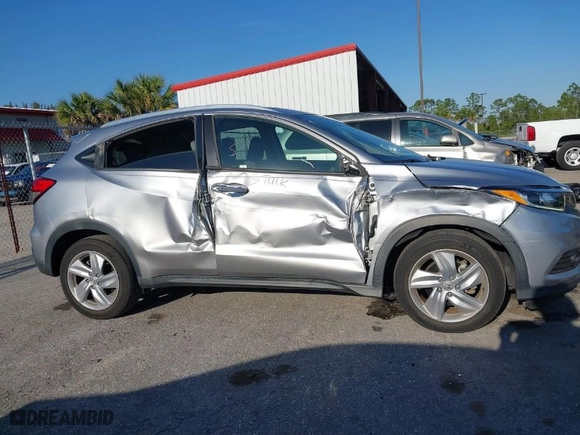 2019 Honda HR-V EX with VIN 3CZRU5H57KM716557, listed as a IAAI auction lot 41846017 with 15,190 mi miles. Bid and sale history available at carsss.com. Image 6.