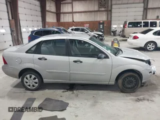 2004 Ford Focus SE with VIN 1FAFP34Z54W177376, listed as a IAAI auction lot 41934423 with 61,040 mi miles and . Bid and sale history available at carsss.com. Image 13.