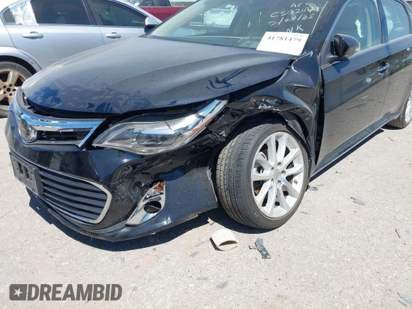 2013 Toyota Avalon XLE with VIN 4T1BK1EB6DU031590, listed as a IAAI auction lot 41781479 with 40,785 mi miles and . Bid and sale history available at carsss.com. Image 18.