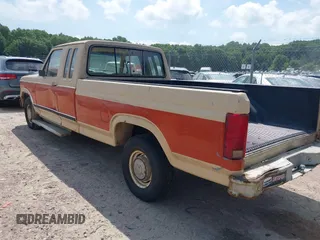 1983 Ford F-150 with VIN 1FTEX15Y5DKA31809, listed as a IAAI auction lot 42719603 with 19,240 mi miles and . Bid and sale history available at DreamBid. Image 3.