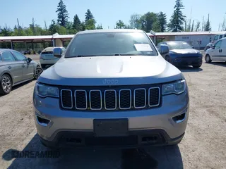 2020 Jeep Grand Cherokee Altitude z VIN 1C4RJFAG6LC163354, wystawiony jako IAAI lot #42349438 z przebiegiem 115 731 mil mil oraz . Historia ofert i sprzedaży dostępna na DreamBid. Obrazek 13.