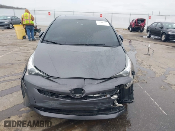 2018 Toyota Prius Two with VIN JTDKARFU1J3545368, listed as a IAAI auction lot 41510475 with 152,233 mi miles. Bid and sale history available at carsss.com. Image 12.