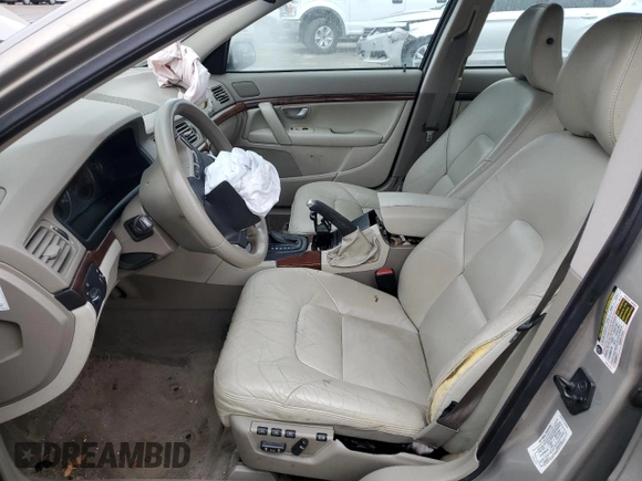 2005 Volvo S80 with VIN YV1TS592051407935, listed as a Copart auction lot 40319174 with 0 mi miles and Salvage Title. Bid and sale history available at carsss.com. Image 7.