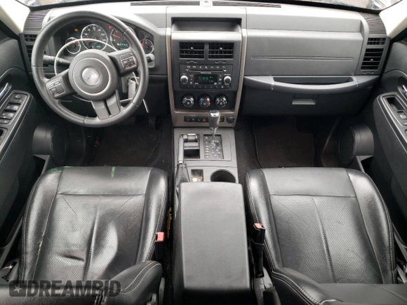 2012 Jeep Liberty Sport z VIN 1C4PJMAKXCW186540, wystawiony jako Copart lot #57848545 z przebiegiem 97 971 mil mil oraz Szkoda całkowita • Salvage title. Historia ofert i sprzedaży dostępna na DreamBid. Obrazek 8.
