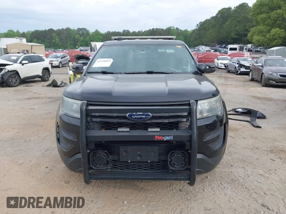 2016 Ford Police Interceptor Utility z VIN 1FM5K8AR3GGC73183, wystawiony jako IAAI lot #41978063 z przebiegiem 133 309 mil mil oraz . Historia ofert i sprzedaży dostępna na DreamBid. Obrazek 12.